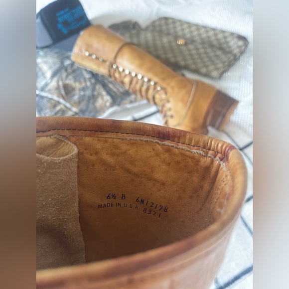 FRYE | Lace Up Banana Campus Boots - Picture 8 of 8